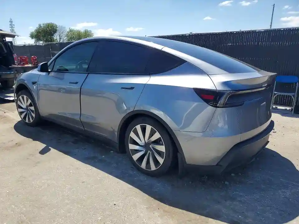 7SAYGDED1TA430045 2026 TESLA MODEL Y-1