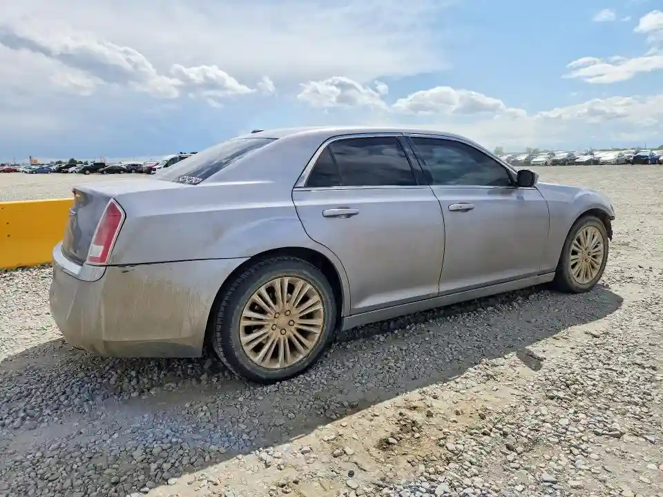 2C3CCARG3EH120439 2014 CHRYSLER 300-2