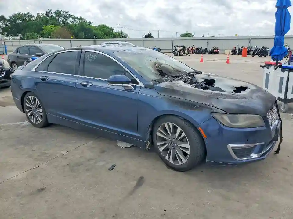 3LN6L5E91HR635063 2017 LINCOLN MKZ-3