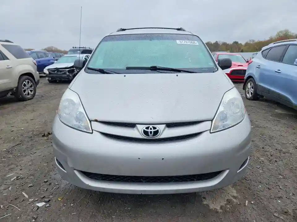 5TDJK4CC3AS032290 2010 TOYOTA SIENNA-4