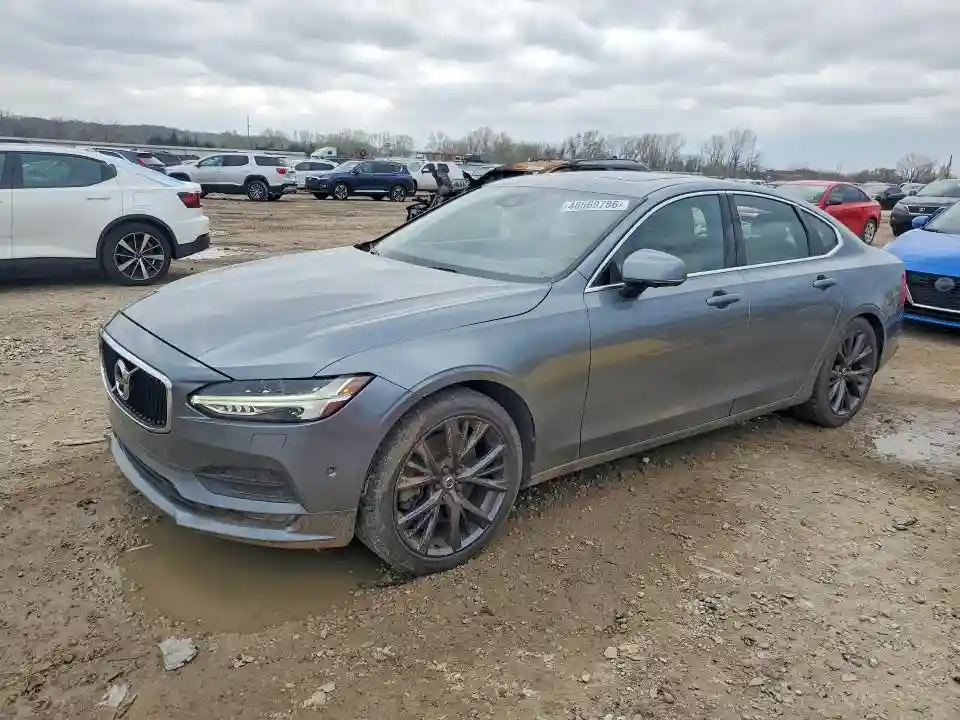 YV1A22MK9H1015697 2017 VOLVO S90-0