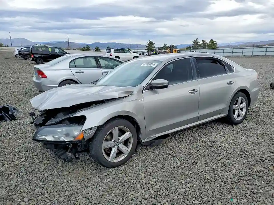 1VWAS7A3XEC044929 2014 VOLKSWAGEN PASSAT-0