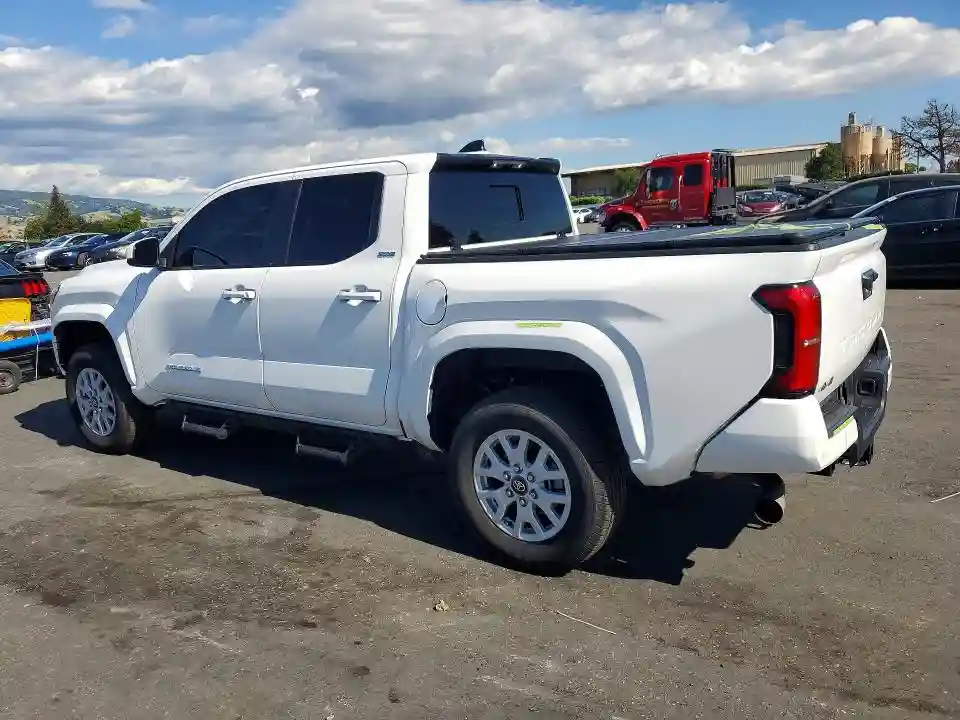 3TMLB5JN5RM034475 2024 TOYOTA TACOMA-1
