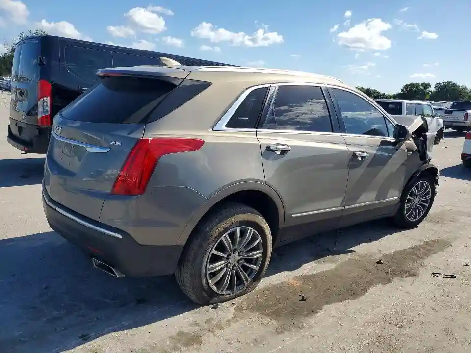 1GYKNCRS2JZ141210 2018 CADILLAC XT5-2