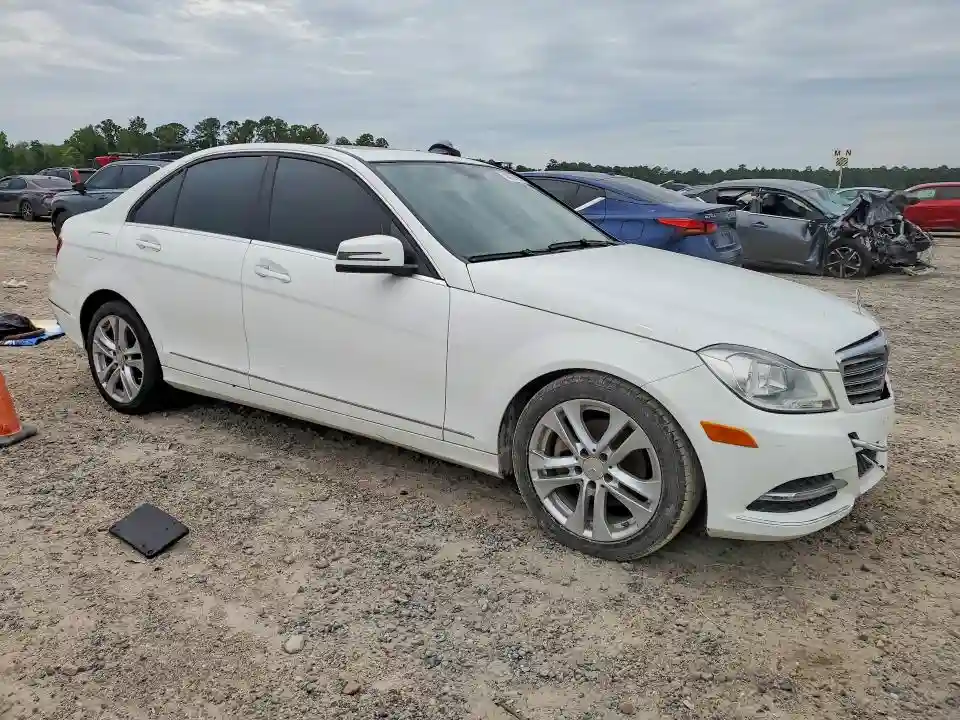 WDDGF4HB7DR252264 2013 MERCEDES-BENZ C-CLASS-3