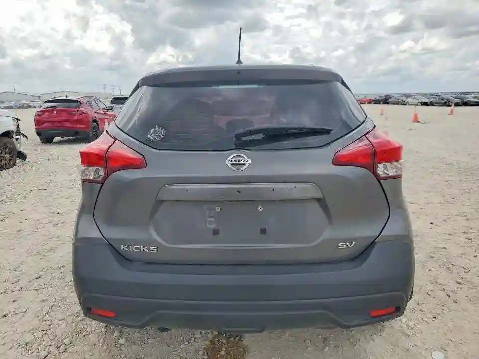 3N1CP5CU2JL535441 2018 NISSAN KICKS-5
