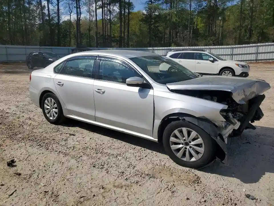 1VWAH7A34DC008537 2013 VOLKSWAGEN PASSAT-3