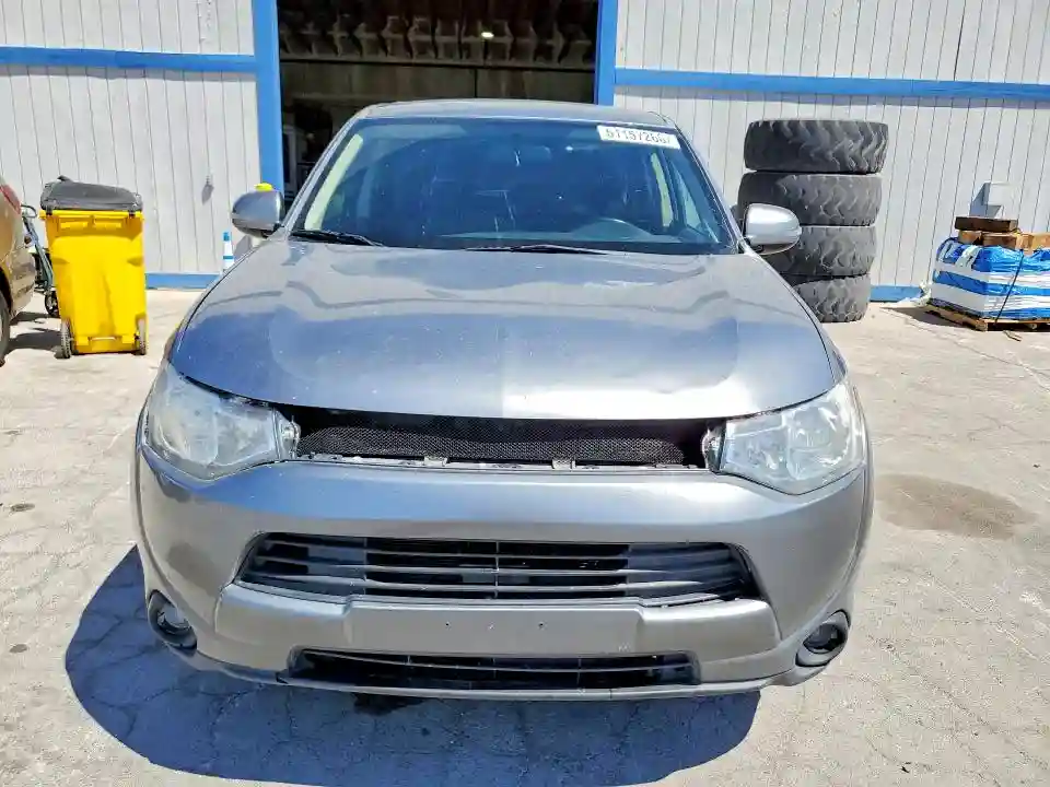 JA4AZ3A37EZ015516 2014 MITSUBISHI OUTLANDER-4