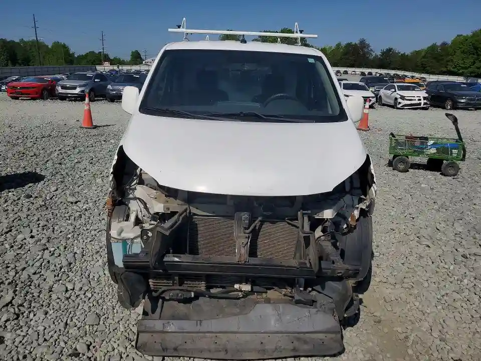 3N6CM0KN3EK698174 2014 NISSAN NV-4