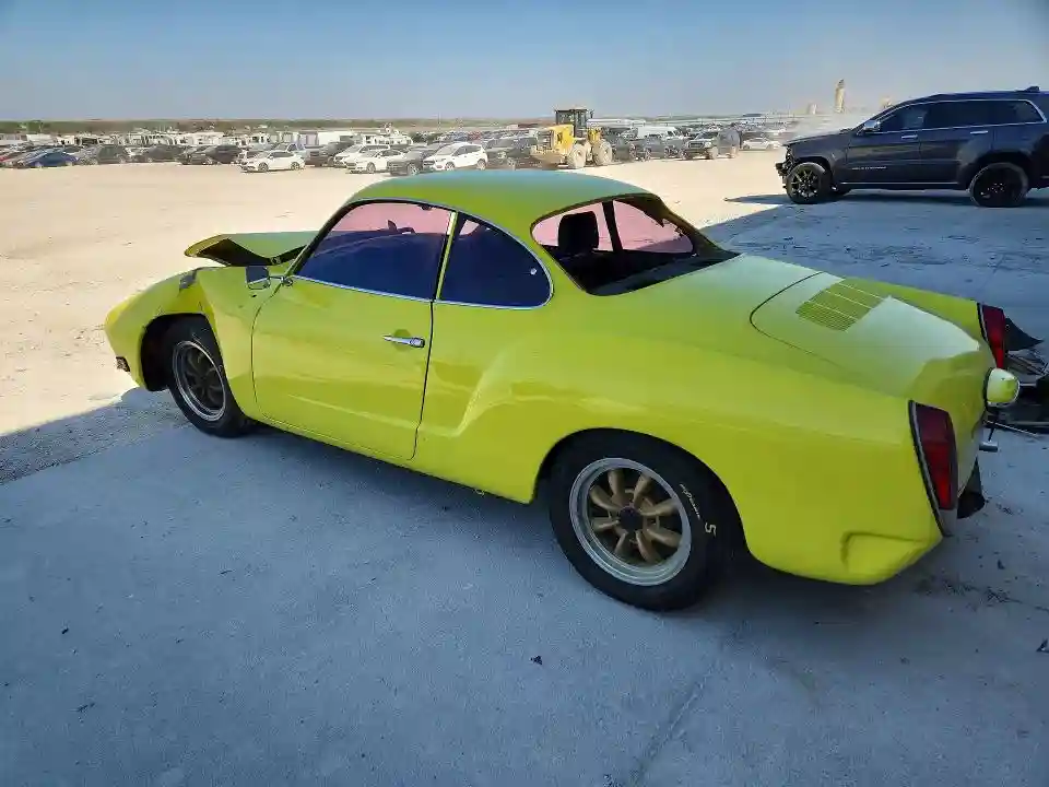 1422010911 1972 VOLKSWAGEN KARMANGHIA-1