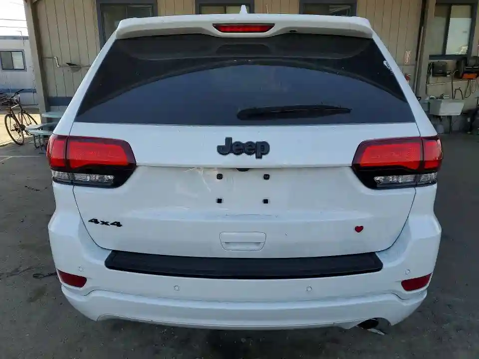 1C4RJFAG4JC211933 2018 JEEP GRAND CHEROKEE-5