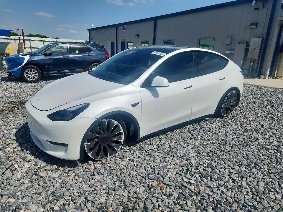 7SAYGDEF2NF452501 2022 TESLA MODEL Y-0