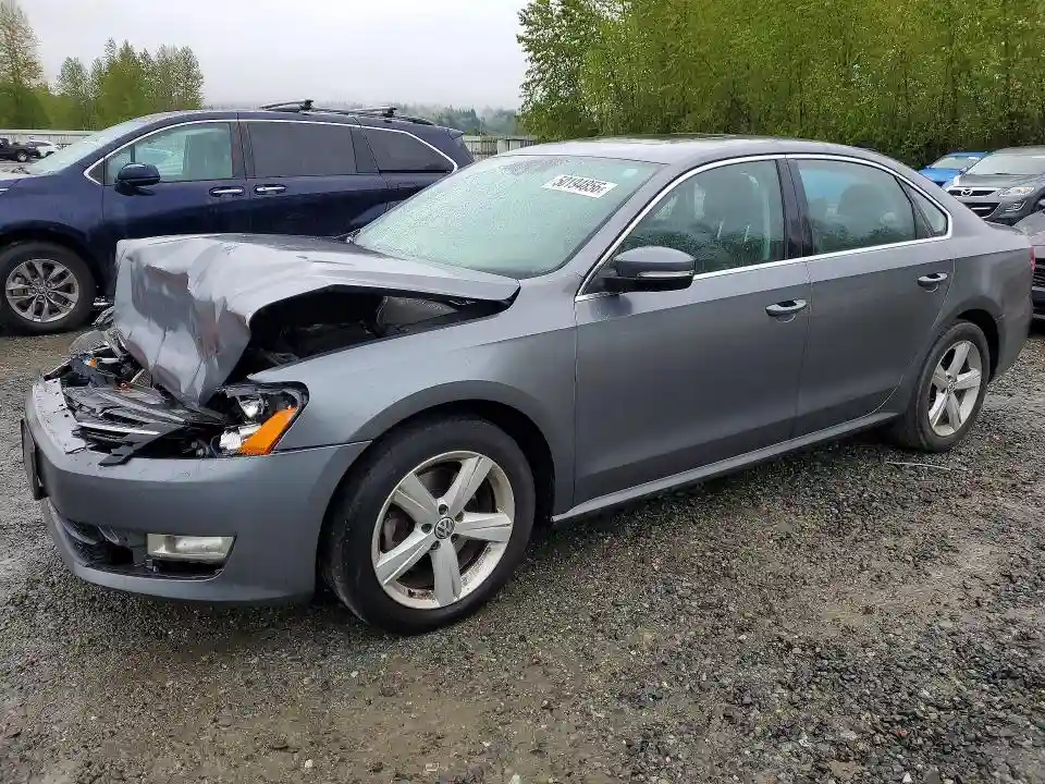 1VWBP7A33DC070034 2013 VOLKSWAGEN PASSAT-0