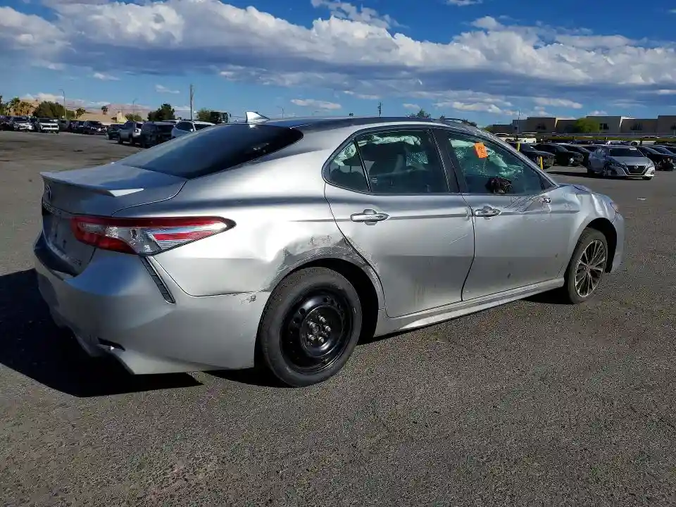 4T1G11AK7LU955632 2020 TOYOTA CAMRY SE-2
