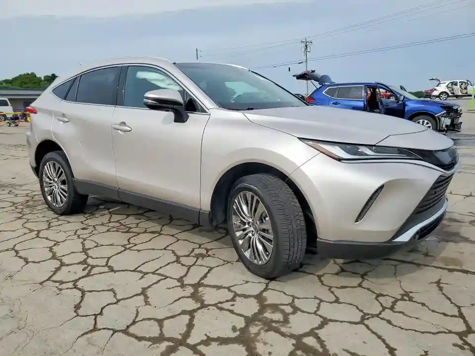 JTEAAAAH1PJ149657 2023 TOYOTA VENZA-3