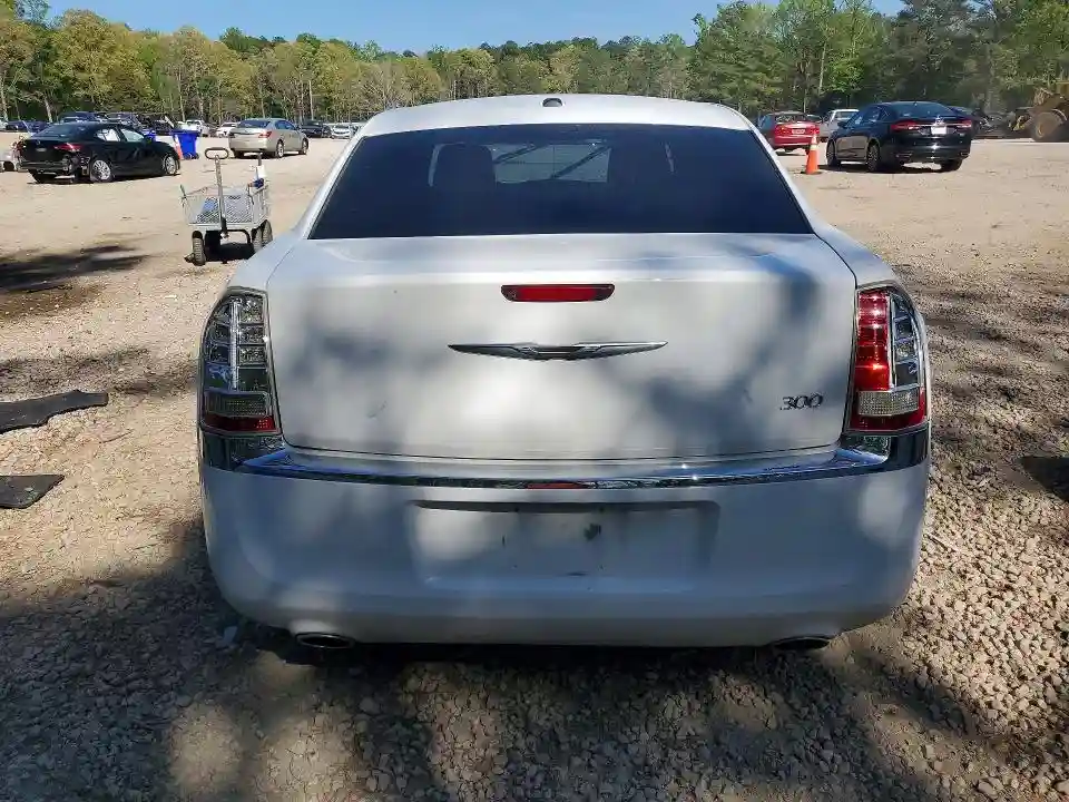 2C3CCAAG6DH672379 2013 CHRYSLER 300-5