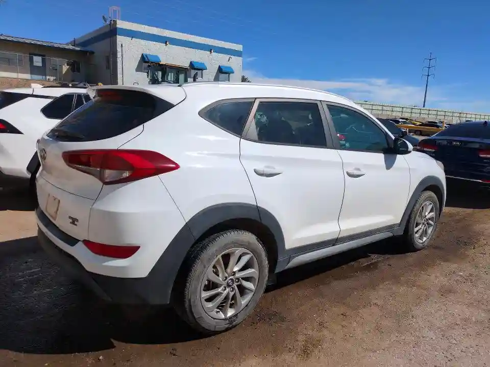 KM8J33A46HU331406 2017 HYUNDAI TUCSON-2