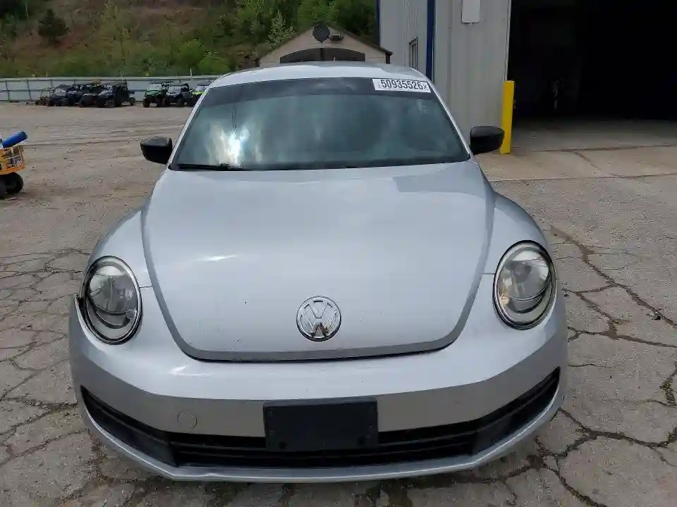 3VWFP7AT0CM654082 2012 VOLKSWAGEN BEETLE-4