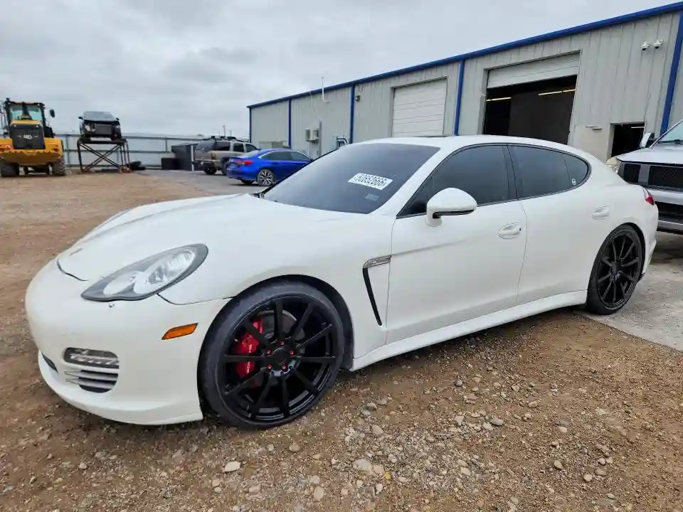 WP0AA2A74BL011156 2011 PORSCHE PANAMERA-0