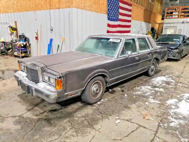 1LNBM81F6KY799832 1989 LINCOLN TOWNHOUSE TOWNCAR-0