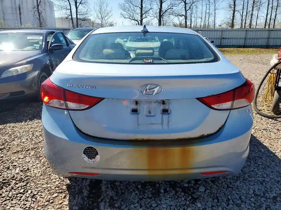 KMHDH4AE9DU614955 2013 HYUNDAI ELANTRA-5