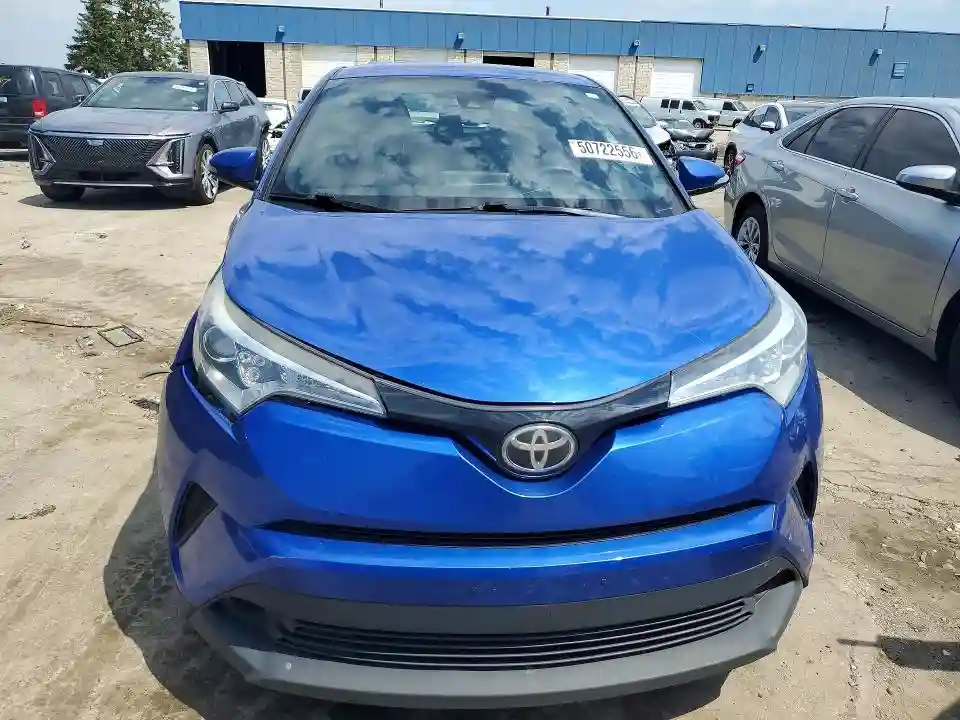NMTKHMBX3JR014104 2018 TOYOTA C-HR-4