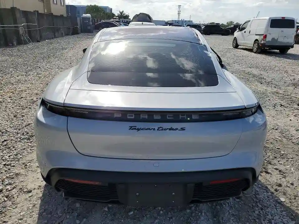 WP0AC2Y13MSA62638 2021 PORSCHE TAYCAN-5