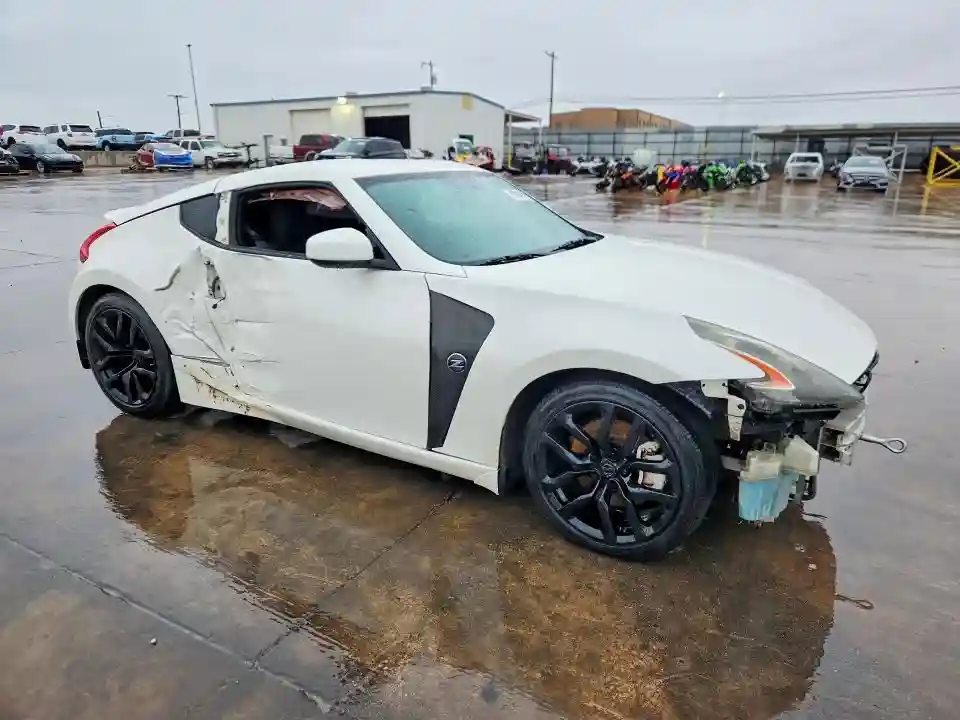 JN1AZ4EHXEM635388 2014 NISSAN 370Z-3