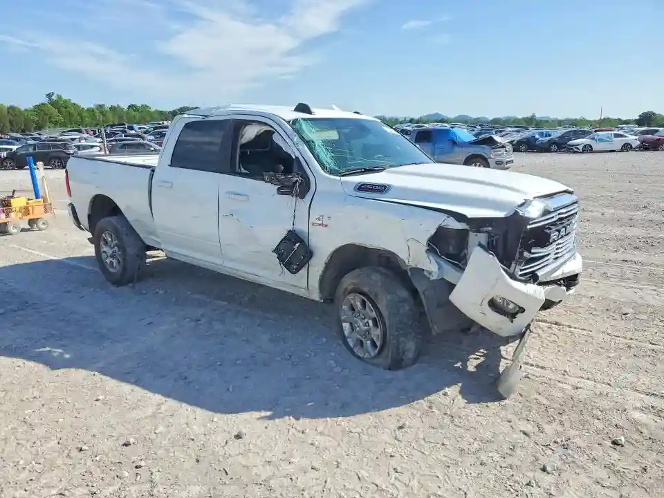 3C6UR5FL0RG304385 2024 RAM 2500-3
