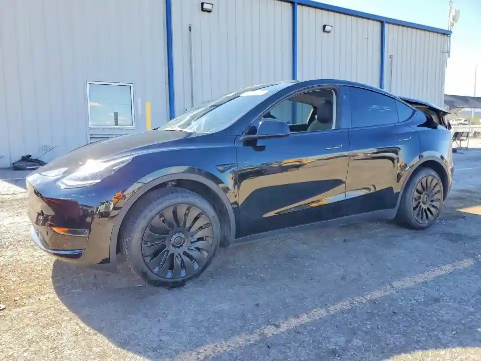 7SAYGDEE0RA265378 2024 TESLA MODEL Y-0