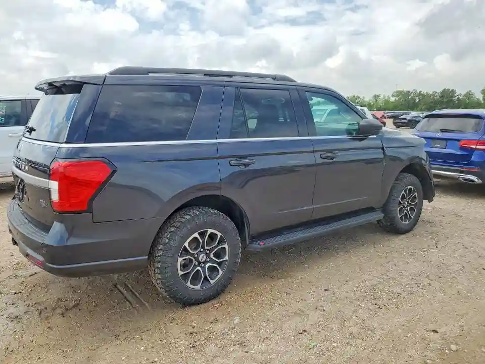 1FMJU1H8XPEA52267 2023 FORD EXPEDITION-2