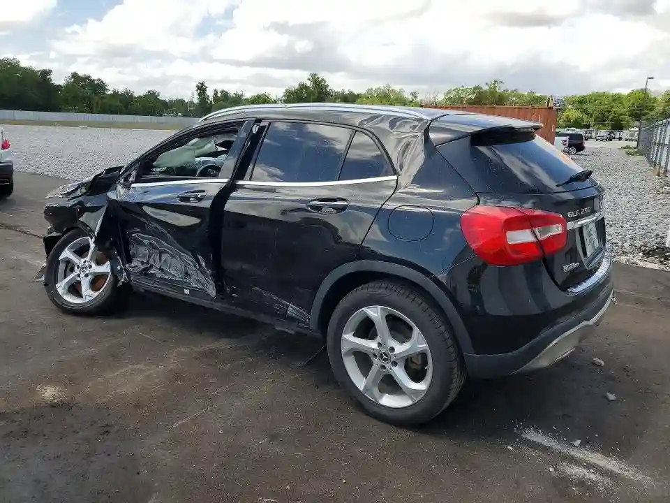 WDCTG4EB0JJ515385 2018 MERCEDES-BENZ GLA-CLASS-1