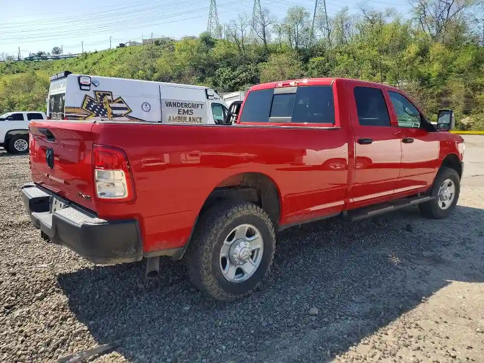 3C6UR5HJ6RG139745 2024 RAM 2500-2