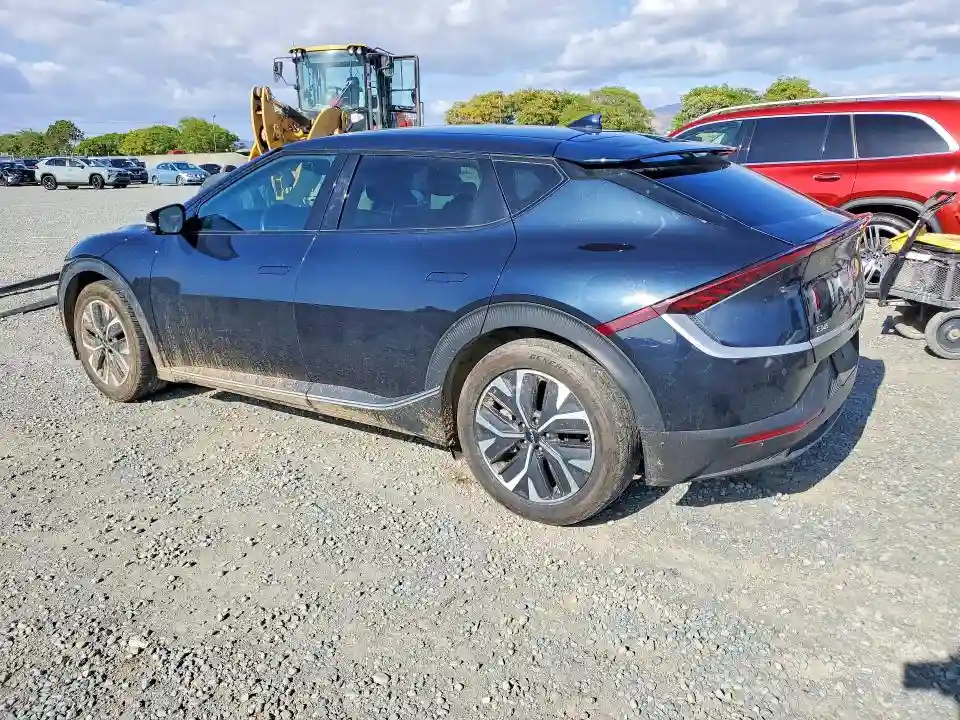 KNDC34LB4N5048751 2022 KIA EV6 LIGHT-1