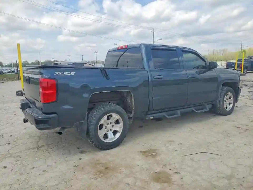 3GCUKREC4JG233329 2018 CHEVROLET ALL MODELS-2