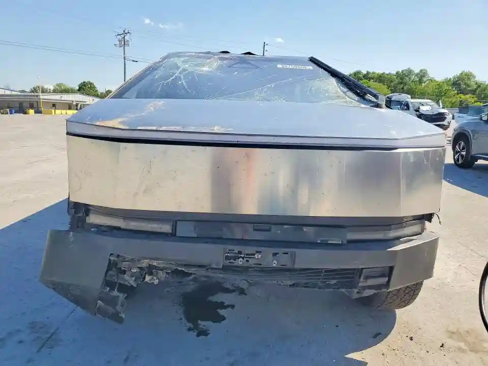 7G2CEHED8SA066593 2025 TESLA CYBERTRUCK-4