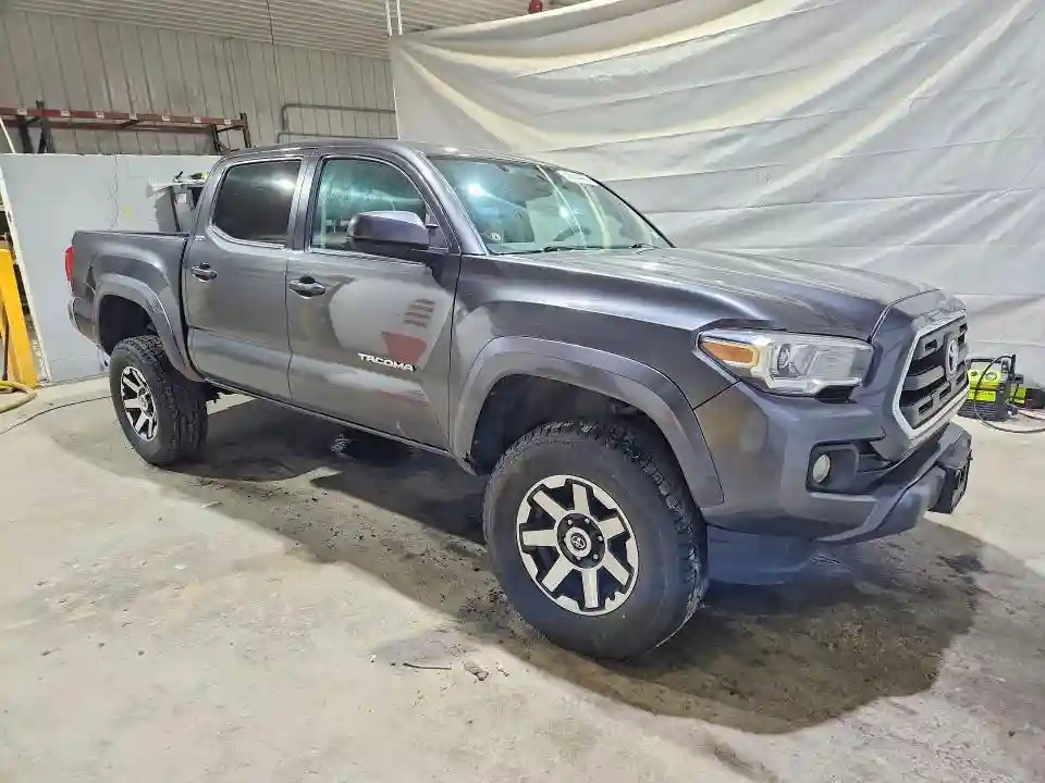 3TMCZ5AN2HM119087 2017 TOYOTA TACOMA-3