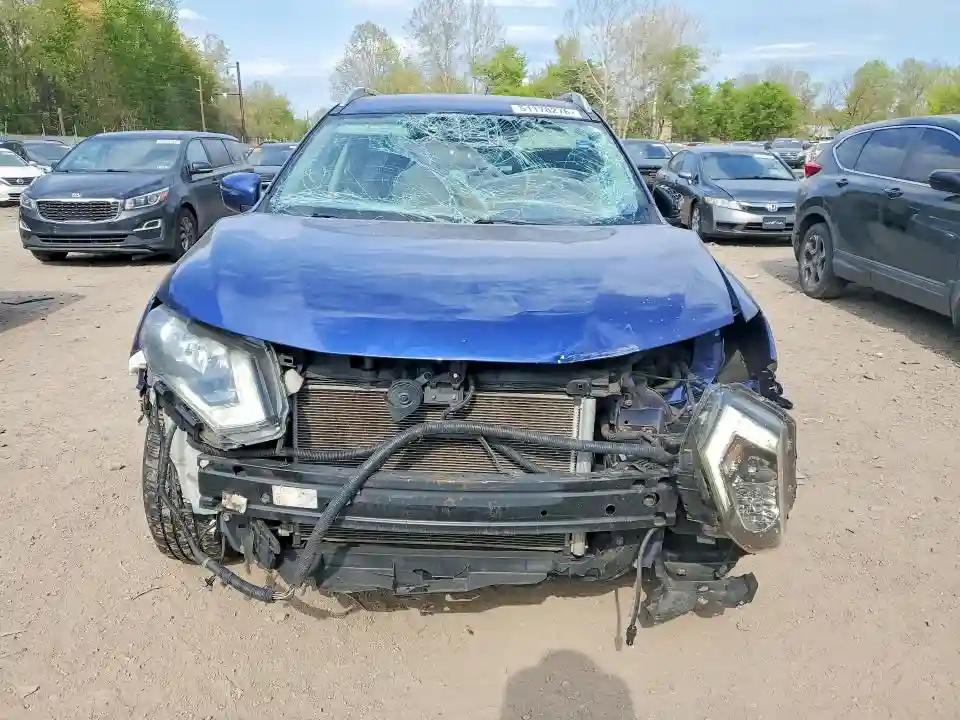 KNMAT2MV9HP514946 2017 NISSAN ROGUE-4
