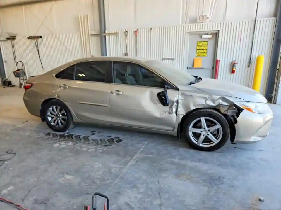 4T1BD1FK8HU220305 2017 TOYOTA CAMRY SOLA-3