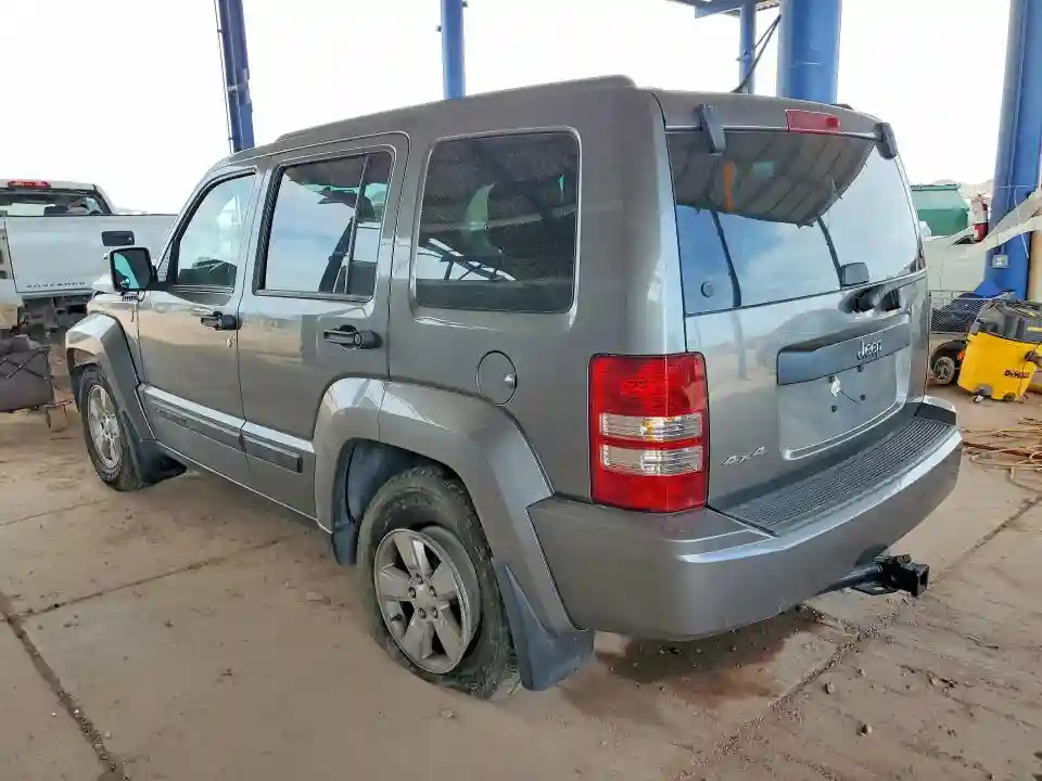 1C4PJMAK8CW191655 2012 JEEP LIBERTY-1