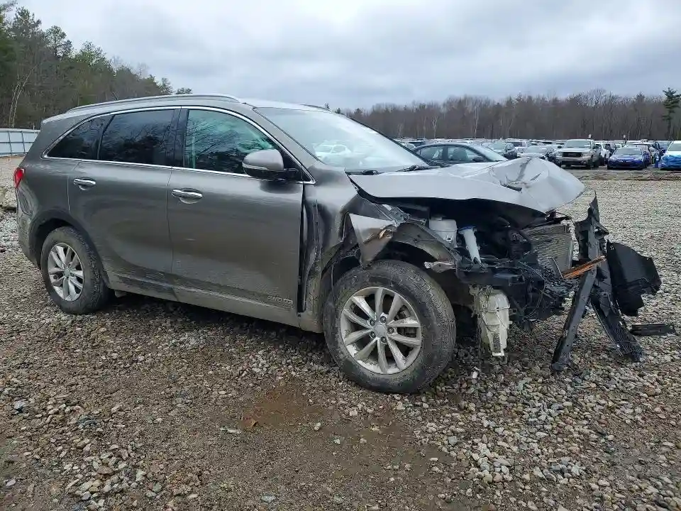 5XYPGDA58JG375707 2018 KIA SORENTO-3