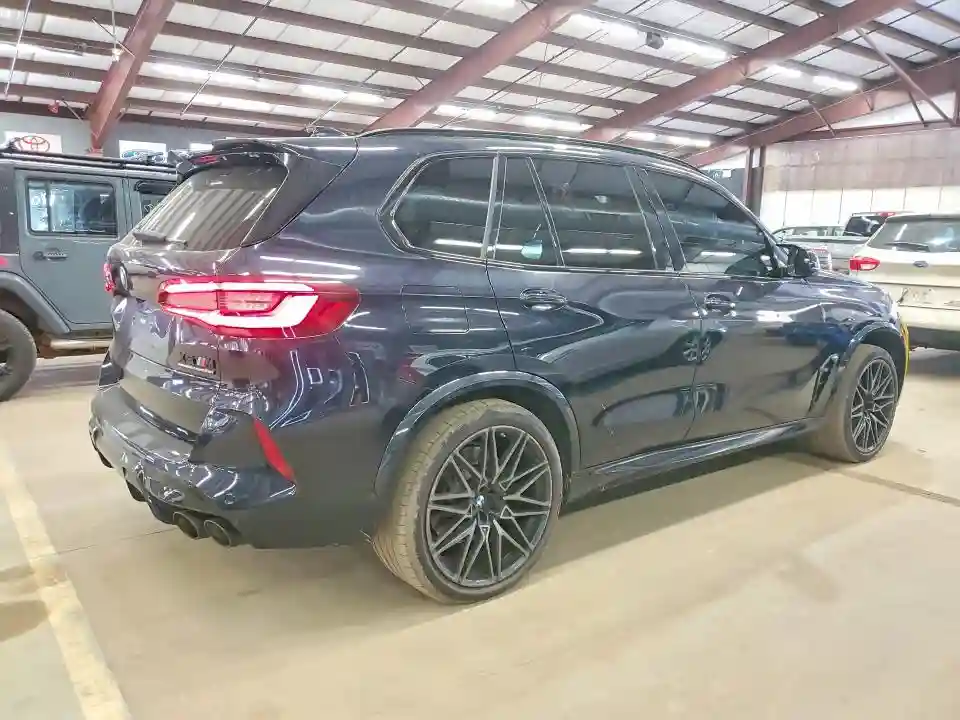 5YMJU0C07M9F23158 2021 BMW X5-2