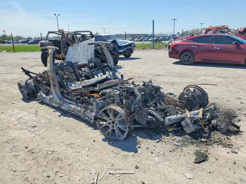 5YJSA1E69PF525045 2023 TESLA MODEL S-3