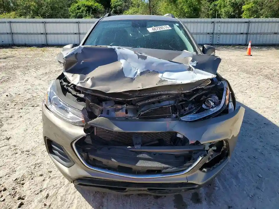 KL7CJLSM0MB361960 2021 CHEVROLET TRAX-4