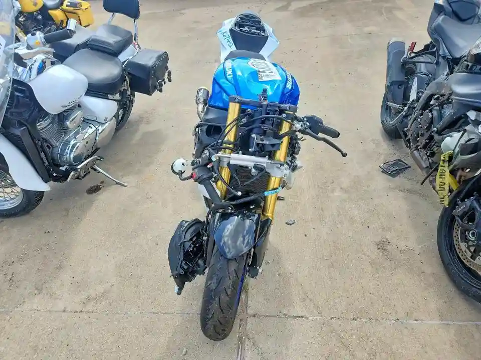 JS1GR7MA0R7101487 2024 SUZUKI GSXR750-1