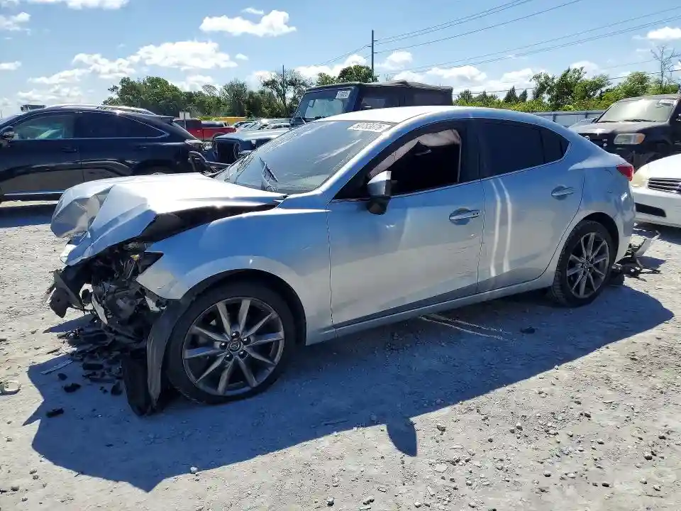 3MZBN1V35JM206722 2018 MAZDA 3-0