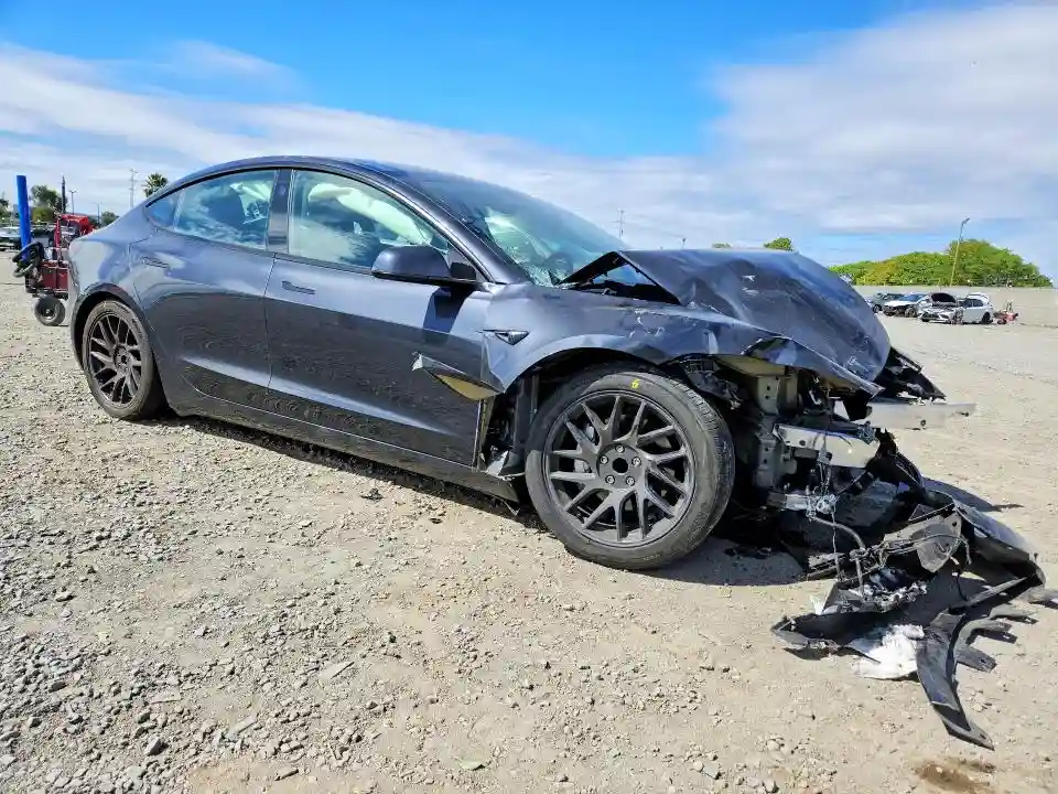5YJ3E1EA8RF738424 2024 TESLA MODEL 3-3