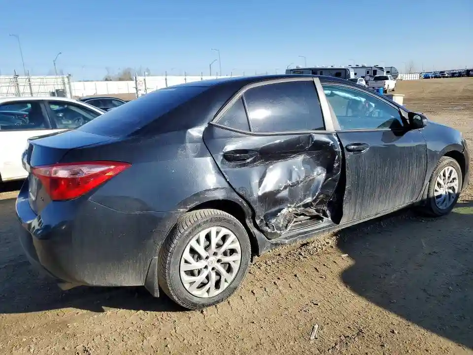 2T1BURHE4JC056211 2018 TOYOTA COROLLA-2