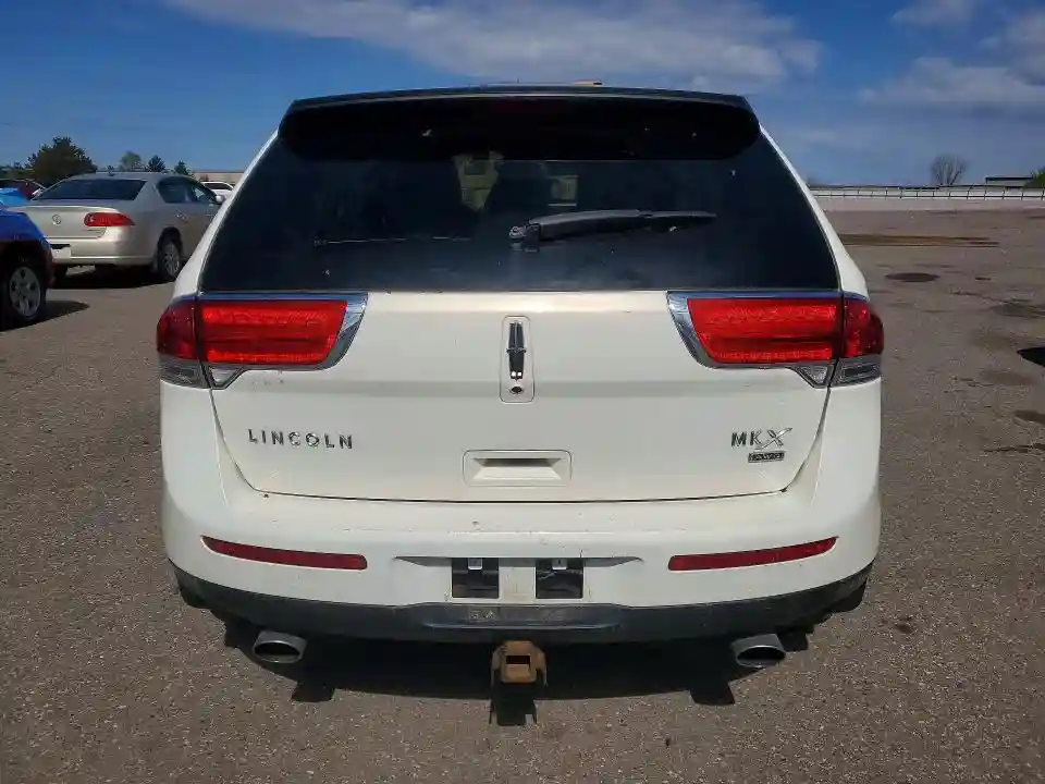 2LMDJ8JK1DBL40873 2013 LINCOLN MKX-5