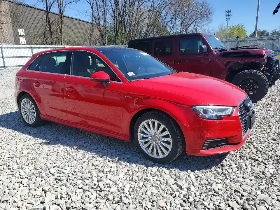 WAUTPBFF0HA106449 2017 AUDI A3-3